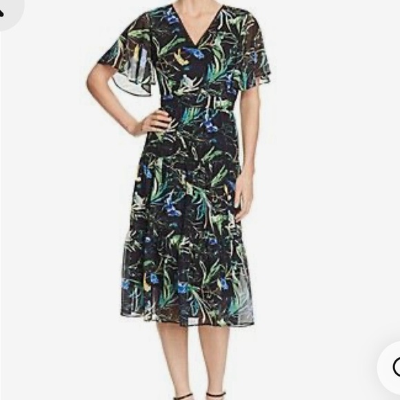 NWT Le Gali Black Floral Chiffon Flutter Bell Sleeve V-Neck Dress 12 - Picture 1 of 16